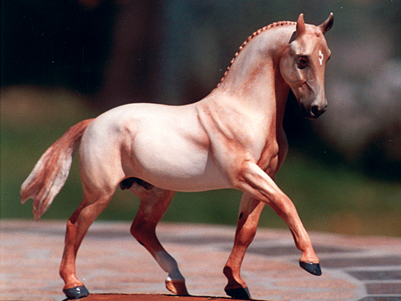 resin mini model horse by Sarah Tregay (AA wb)