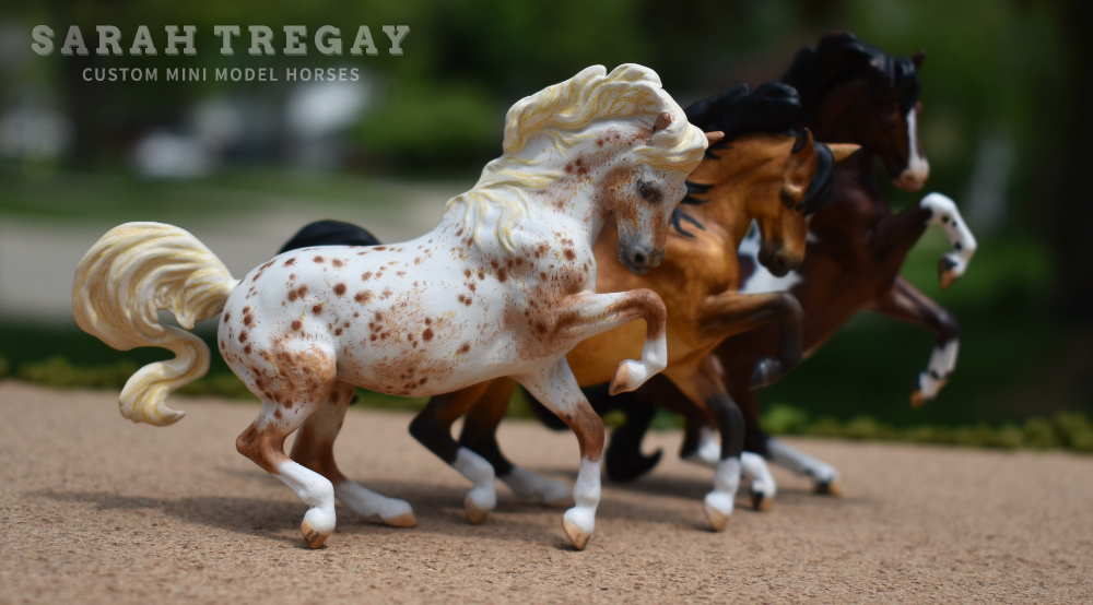breyer stablemate Croi in Dunalinocustom mini model horse by Sarah Tregay