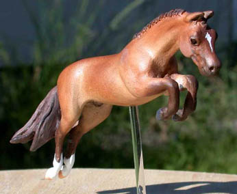 resin mini model horse by Sarah Tregay (Frequent Flyer)
