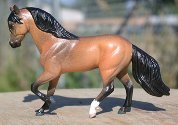 custom mini model horse by Sarah Tregay