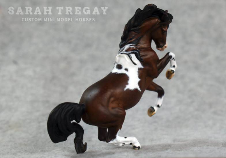 breyer stablemate Croi custom mini model horse by Sarah Tregay