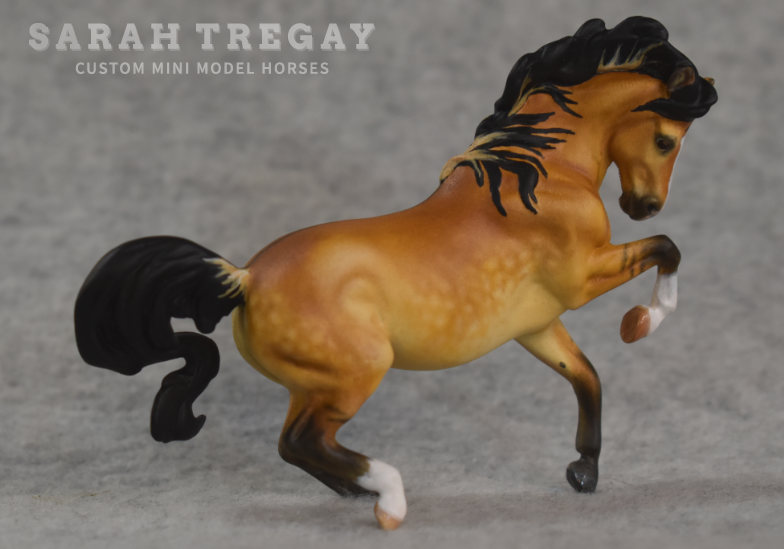 breyer stablemate Croi custom mini model horse by Sarah Tregay 