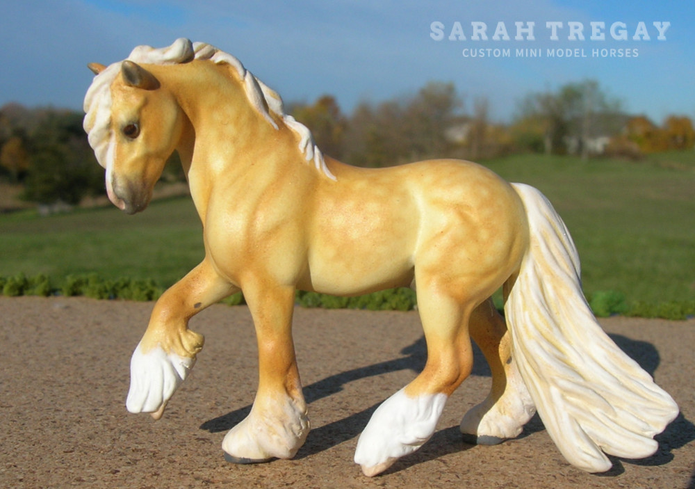 breyer stablemate custom mini model horse by Sarah Tregay