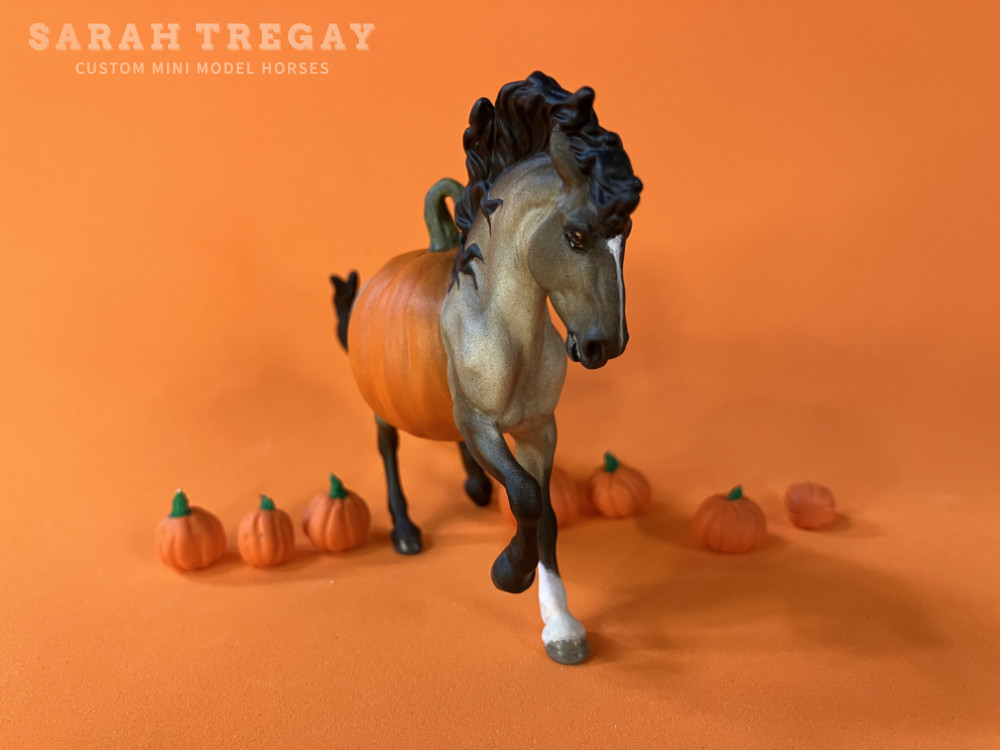 Halloween Model Horse Grulla / Grulla wild mustang Stallion, Custom Breyer Stablemate by Sarah Tregay, a Custom Mini/ Stablemate Model Horse with cat and a pumpkin belly Jack-o-lantern