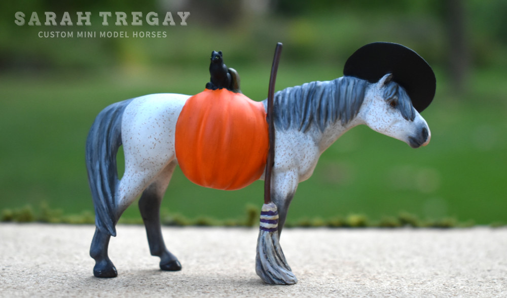 Breyer custom stablemate halloween model horse by Sarah Tregay