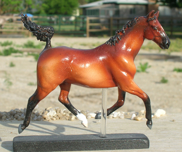 cm mini model horse by Sarah Tregay