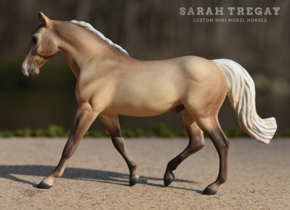 CM dunalino MFT gelding by Sarah Tregay, a Custom Mini/ Stablemate Model Horse