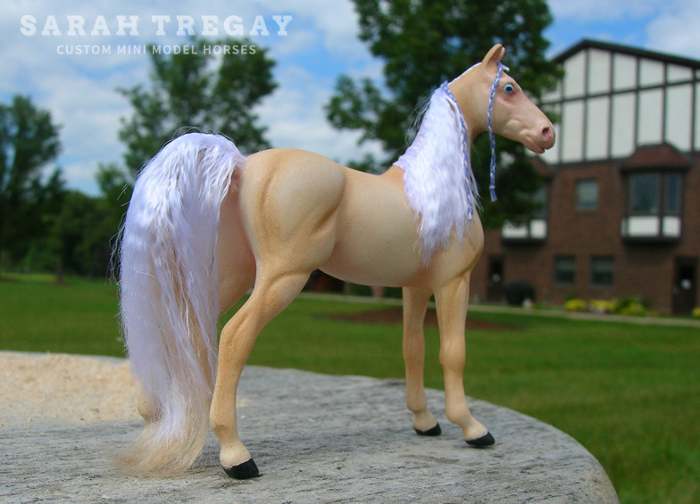 American Saddlebred in Creamello Custom Mini Model horse by Sarah Tregay, breyer stablemate custom mini model horse