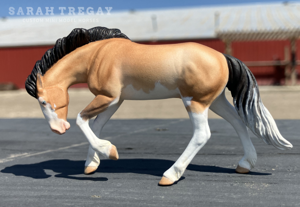 by Sarah Tregay, a Custom Mini/ Stablemate Model Horse