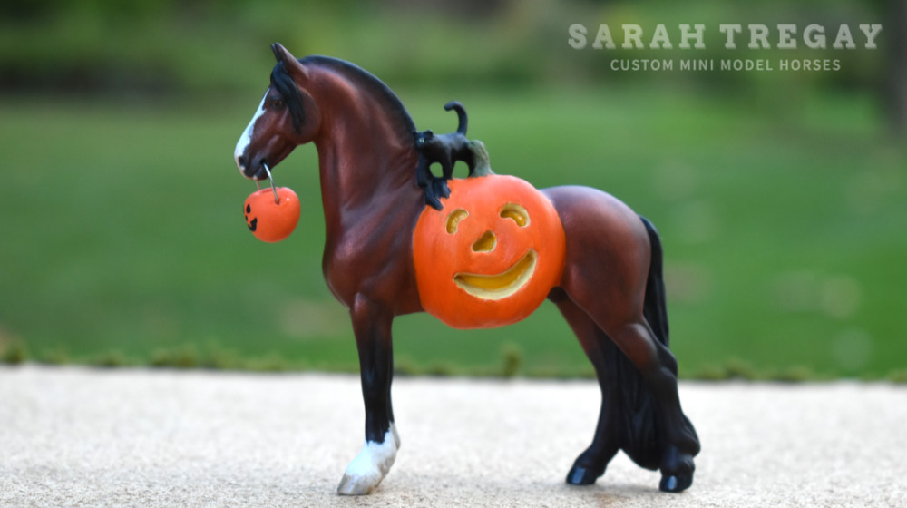 Breyer custom stablemate halloween model horse by Sarah Tregay
