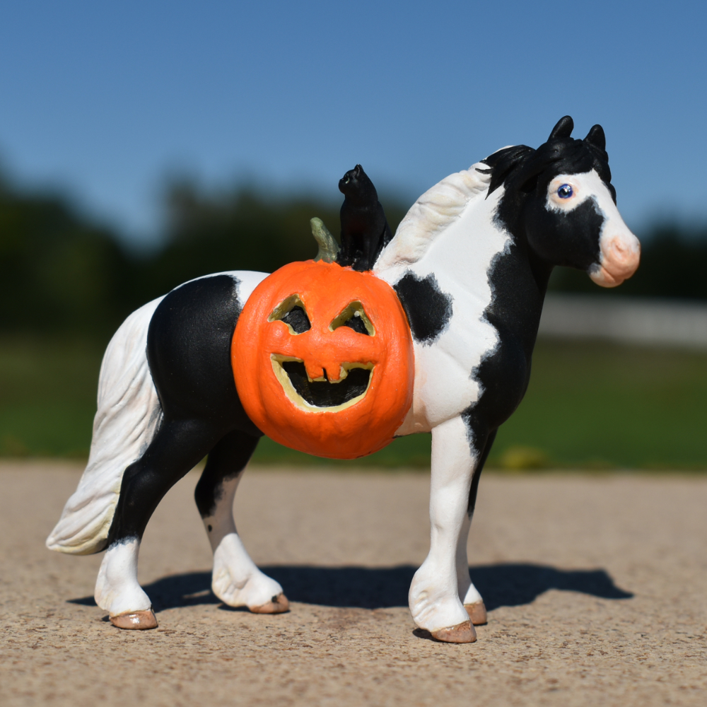 CM Breyer by Sarah Tregay, a Custom Mini/ Stablemate Model Horse to pinto pony mare with  jack-o-lantern and black cat, a Halloween decorator Breyer Stablmate